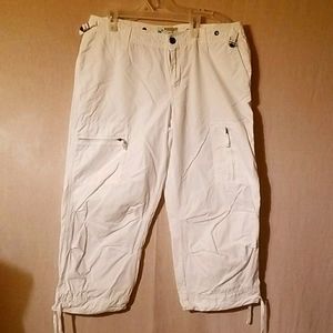 Magellan Capris
